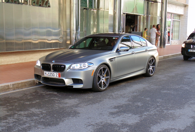 BMW M5 F10 30 Jahre Edition