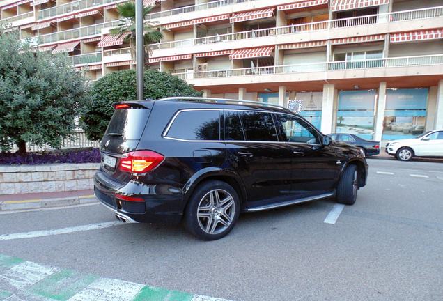 Mercedes-Benz GL 63 AMG X166