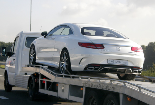 Mercedes-Benz S 63 AMG Coupé C217