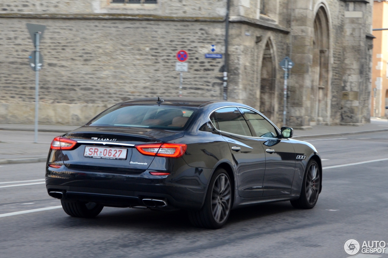 Maserati Quattroporte GTS 2013