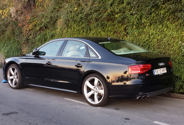 Audi S8 D4