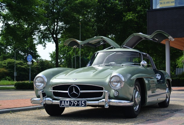 Mercedes-Benz 300SL Gullwing