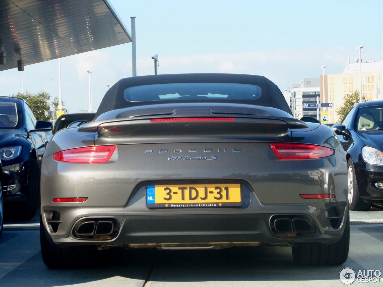 Porsche 991 Turbo S Cabriolet MkI