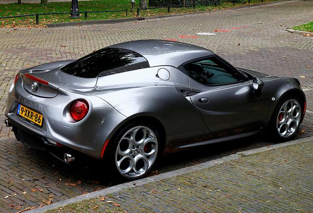 Alfa Romeo 4C Coupé