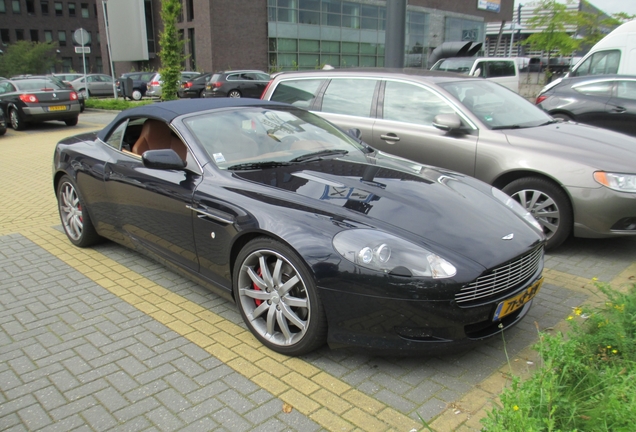 Aston Martin DB9 Volante