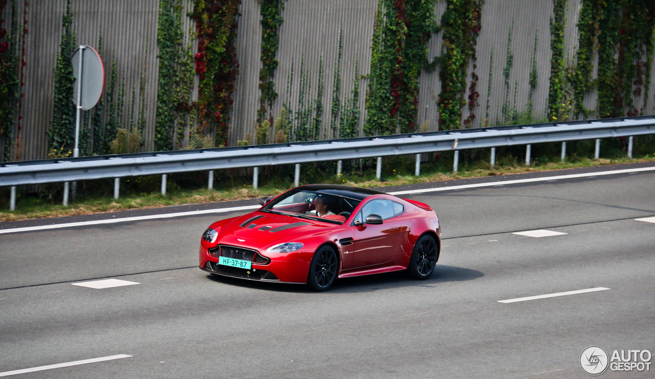 Aston Martin V12 Vantage S