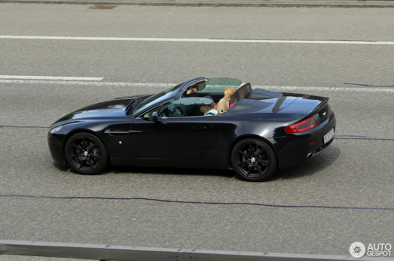 Aston Martin V8 Vantage Roadster