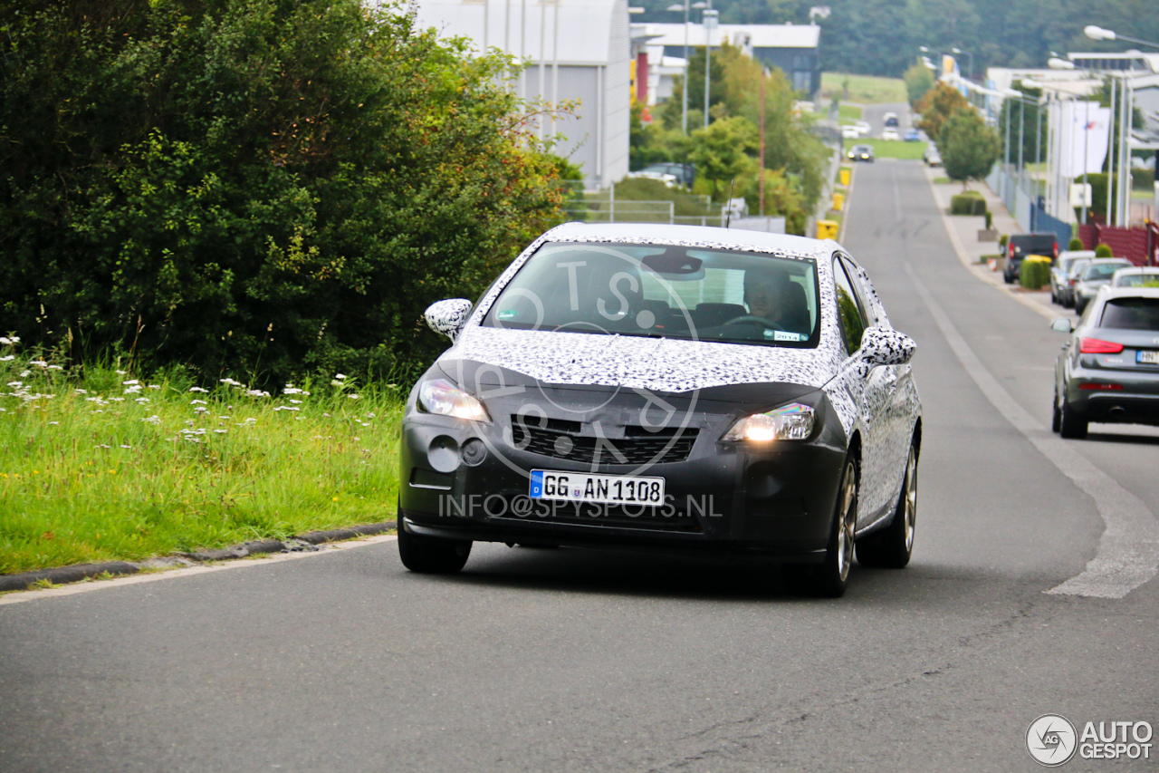 Opel Astra 2015