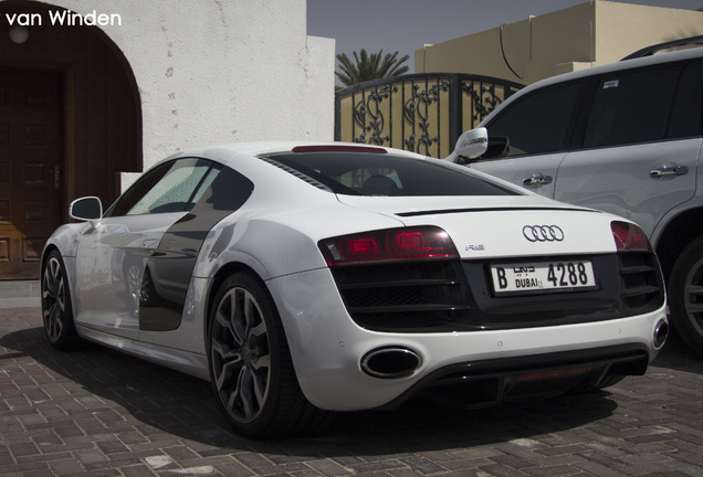 Audi R8 V10