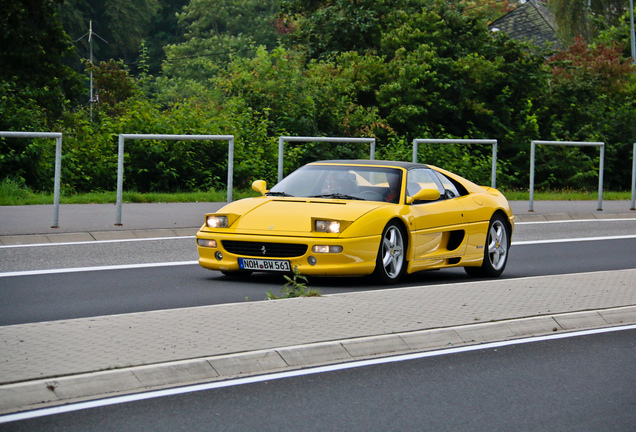 Ferrari F355 GTS