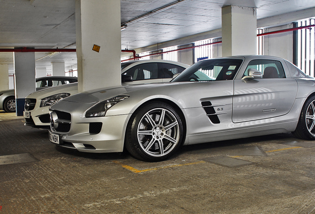 Mercedes-Benz SLS AMG