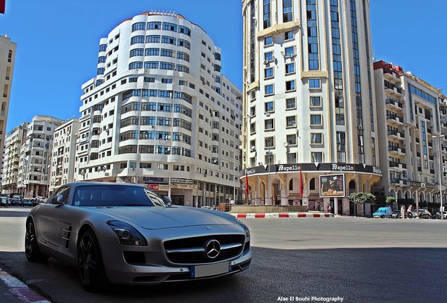 Mercedes-Benz SLS AMG