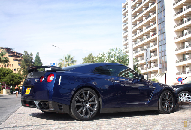 Nissan GT-R 2013