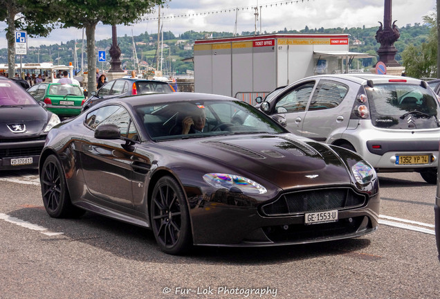 Aston Martin V12 Vantage S