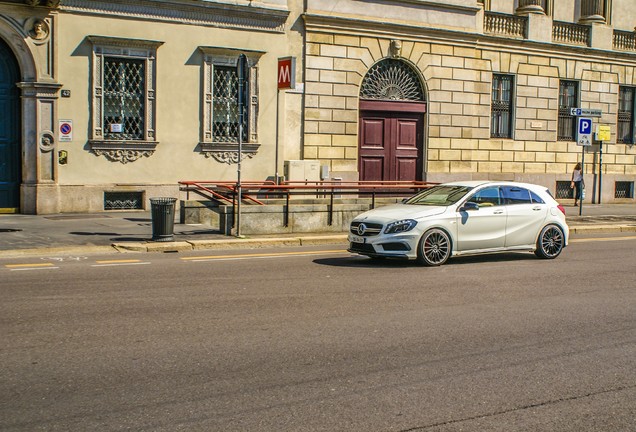 Mercedes-Benz A 45 AMG