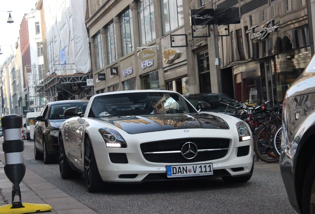 Mercedes-Benz SLS AMG GT Roadster Final Edition