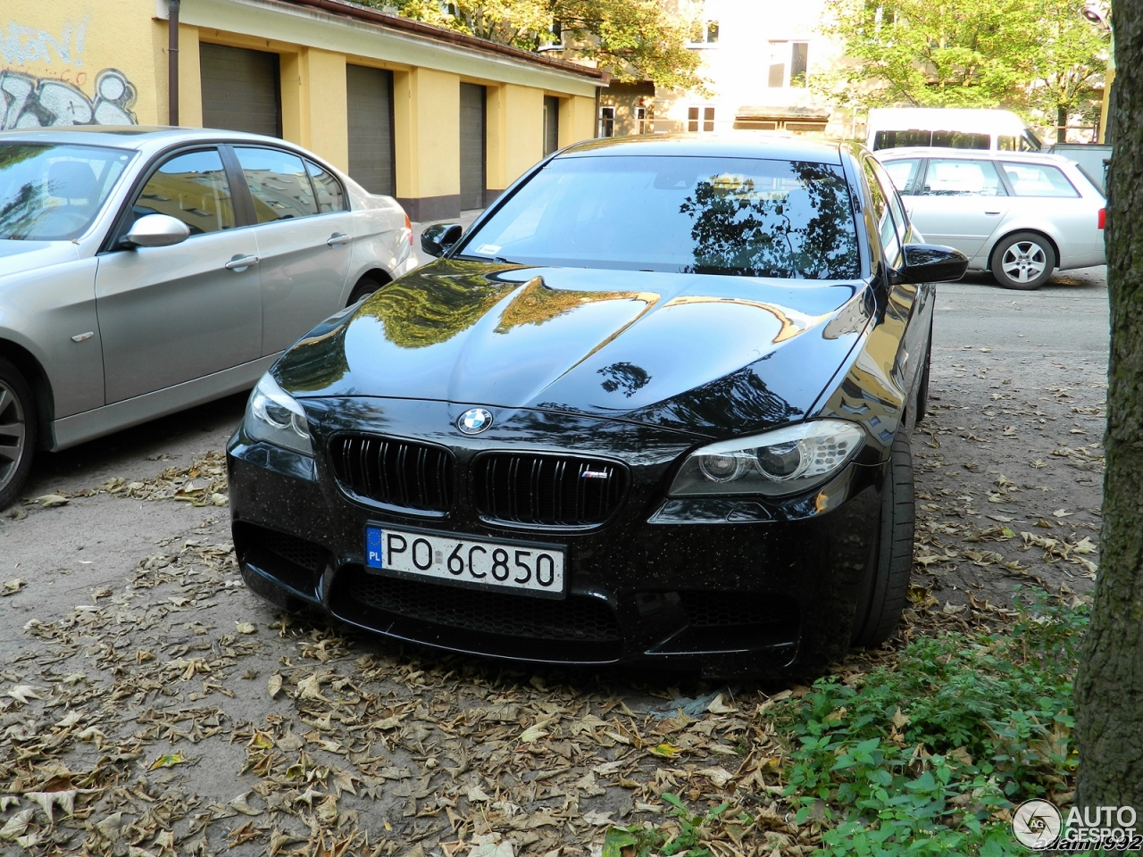 BMW M5 F10 2011