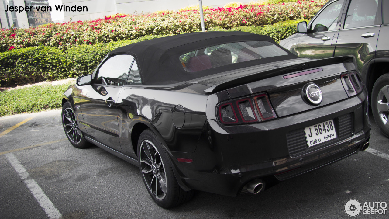 Ford Mustang GT Convertible 2013