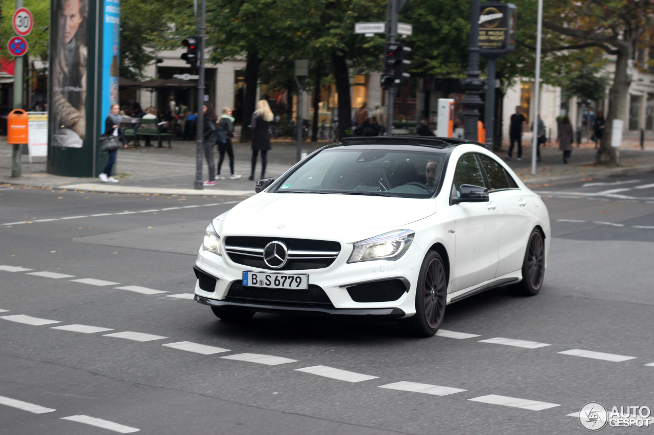 Mercedes-Benz CLA 45 AMG C117