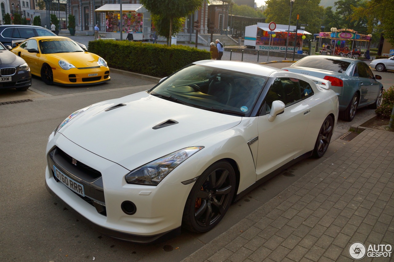 Nissan GT-R