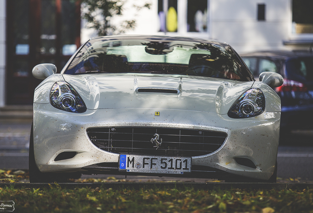 Ferrari California