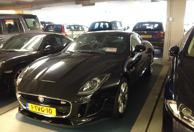 Jaguar F-TYPE S Coupé