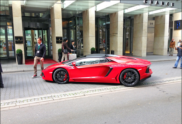 Lamborghini Aventador LP700-4 Roadster