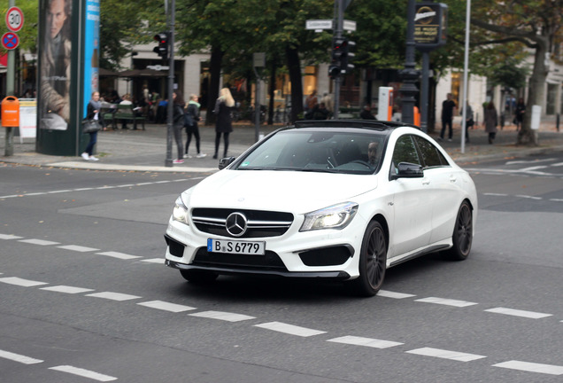 Mercedes-Benz CLA 45 AMG C117