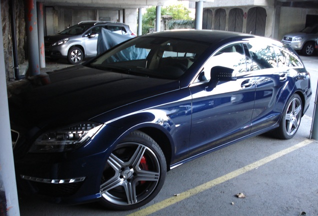 Mercedes-Benz CLS 63 AMG X218 Shooting Brake