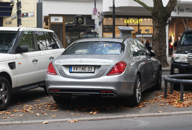 Mercedes-Benz S 63 AMG V222