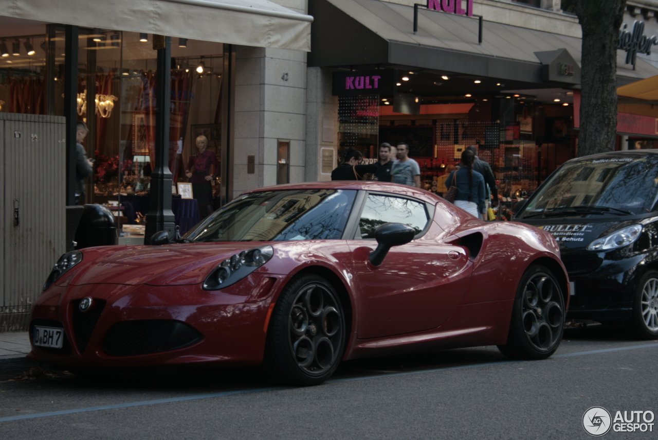 Alfa Romeo 4C Launch Edition