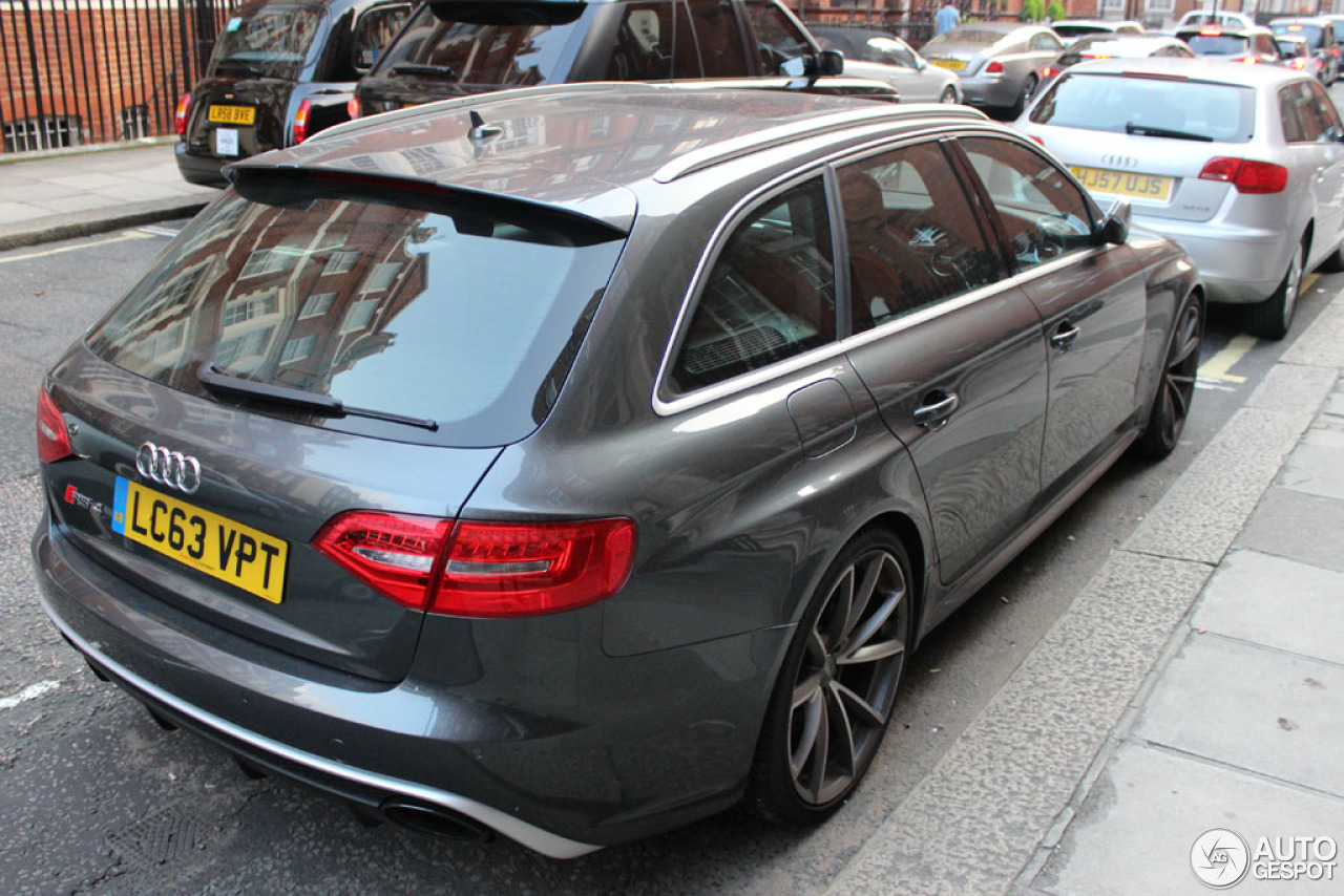 Audi RS4 Avant B8