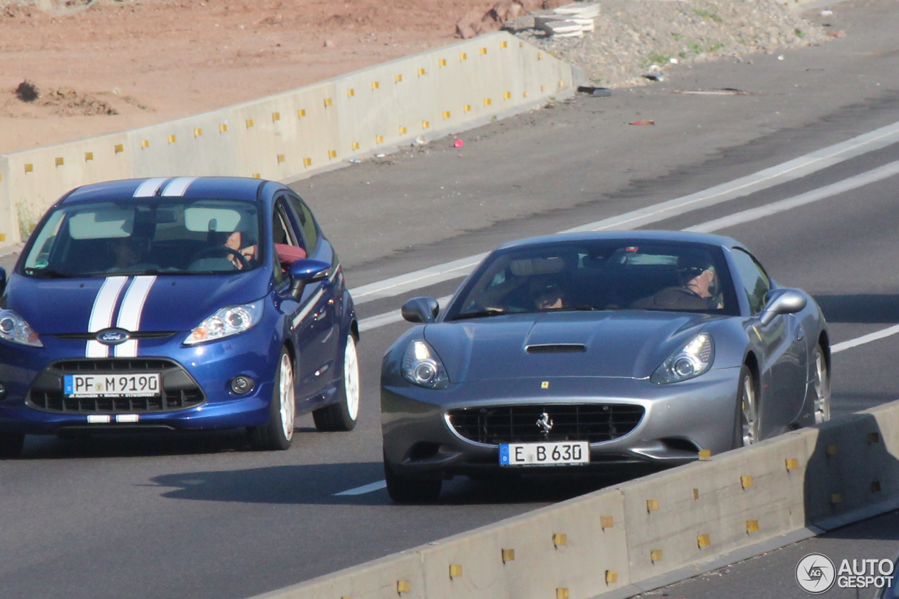 Ferrari California