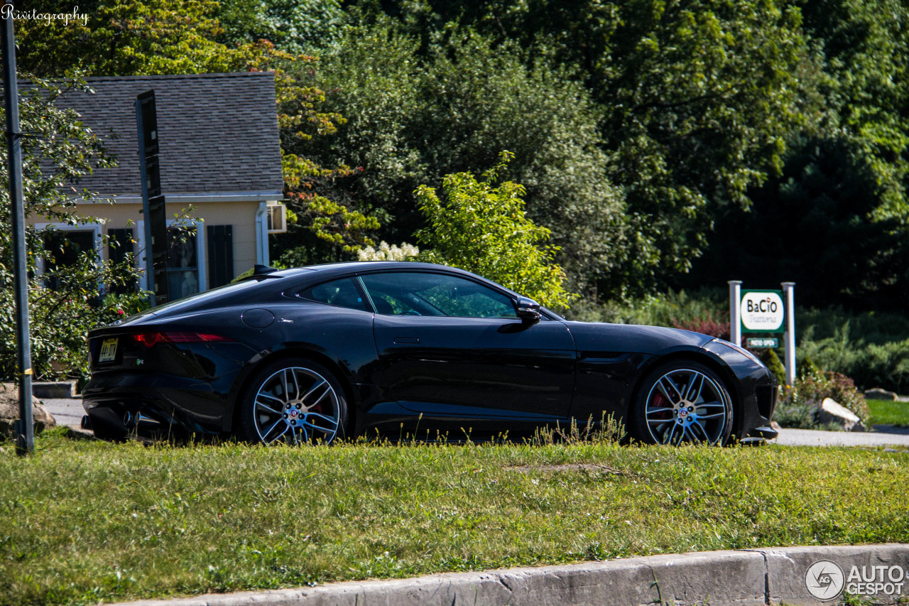 Jaguar F-TYPE R Coupé