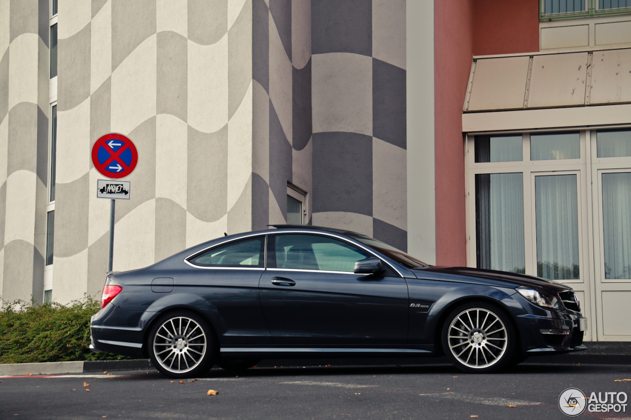 Mercedes-Benz C 63 AMG Coupé