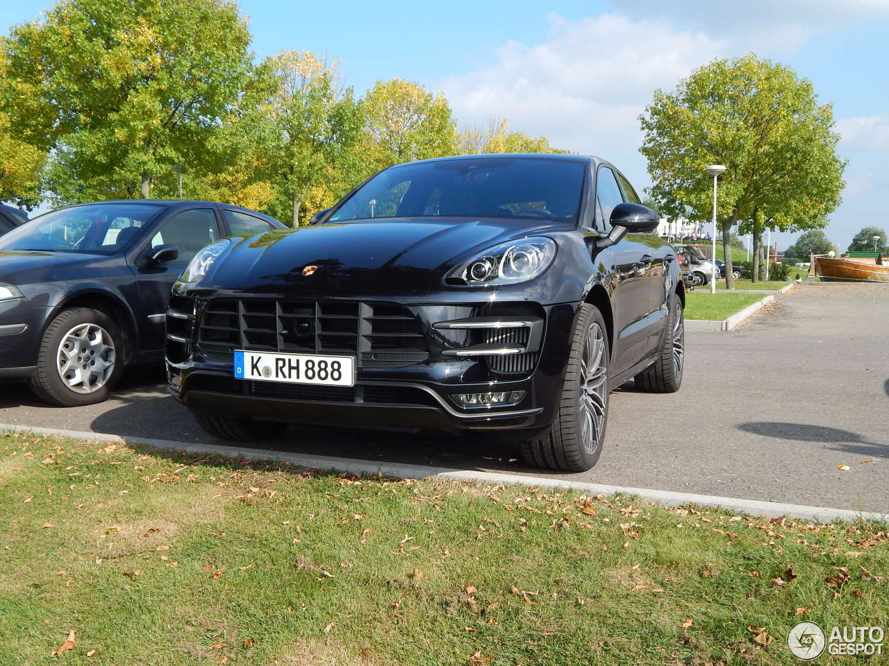 Porsche 95B Macan Turbo