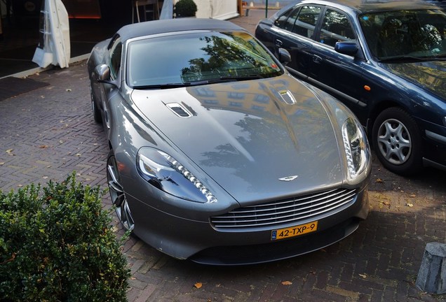 Aston Martin Virage Volante 2011