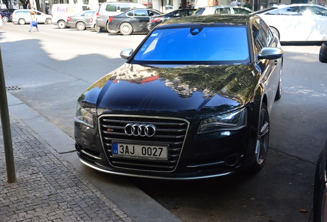 Audi S8 D4