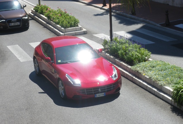 Ferrari FF