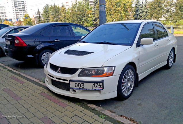 Mitsubishi Lancer Evolution IX