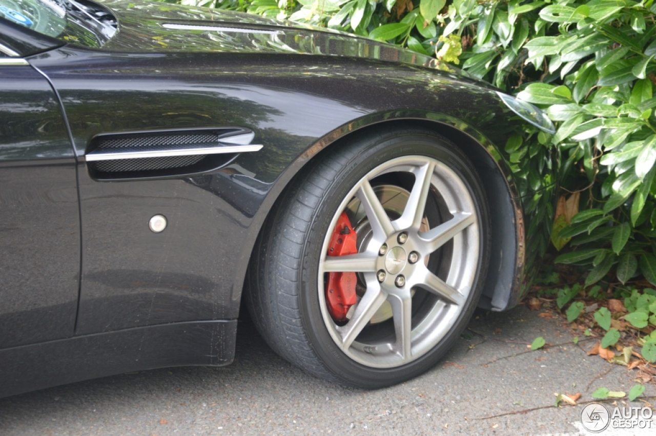 Aston Martin V8 Vantage