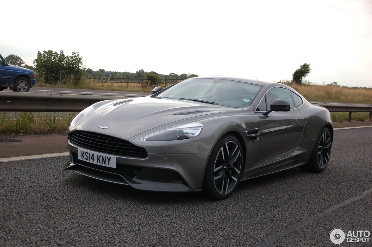 Aston Martin Vanquish 2013