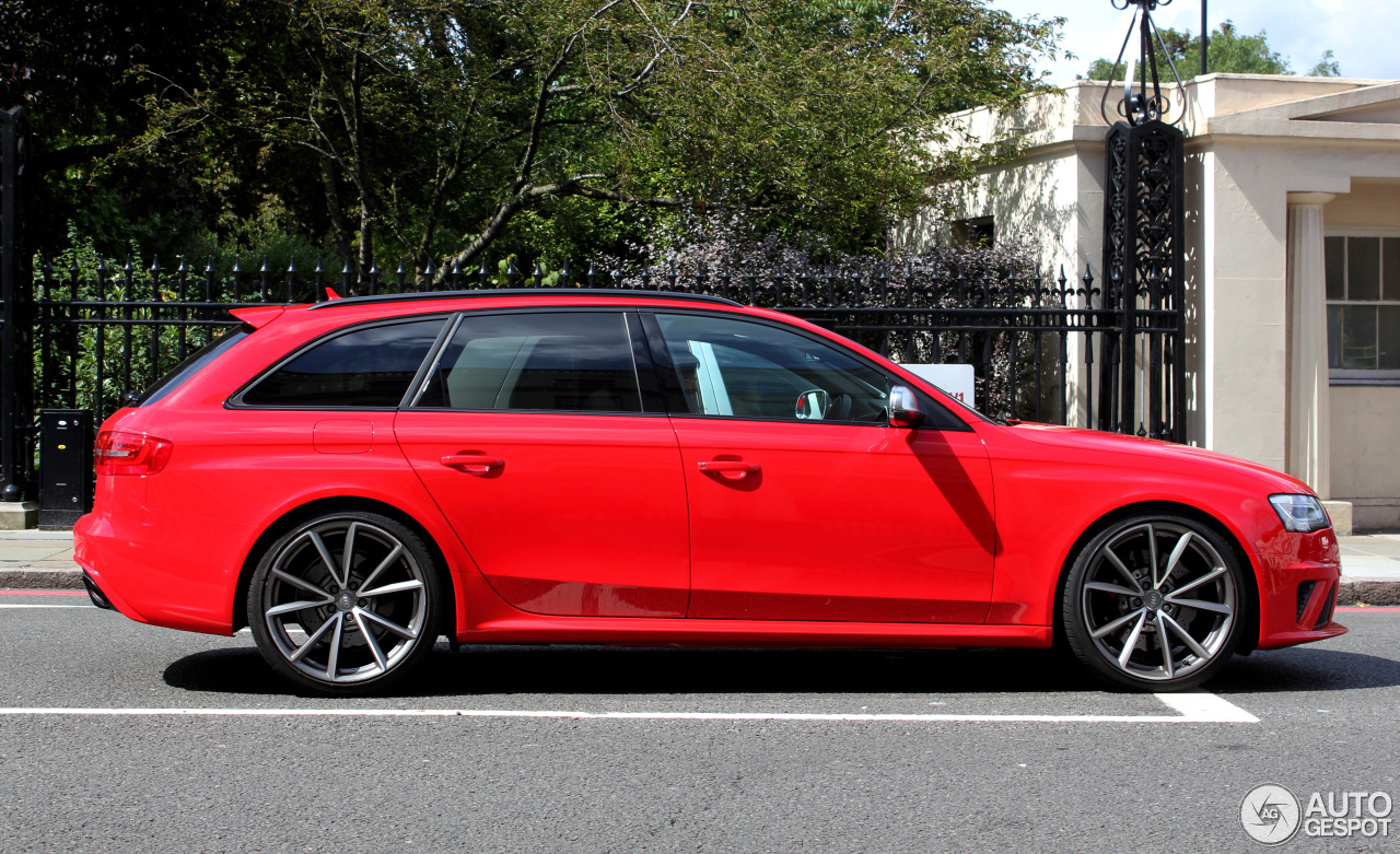 Audi RS4 Avant B8