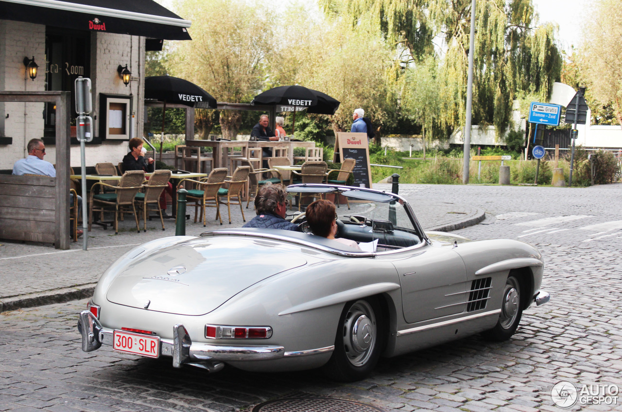 Mercedes-Benz 300SL Roadster