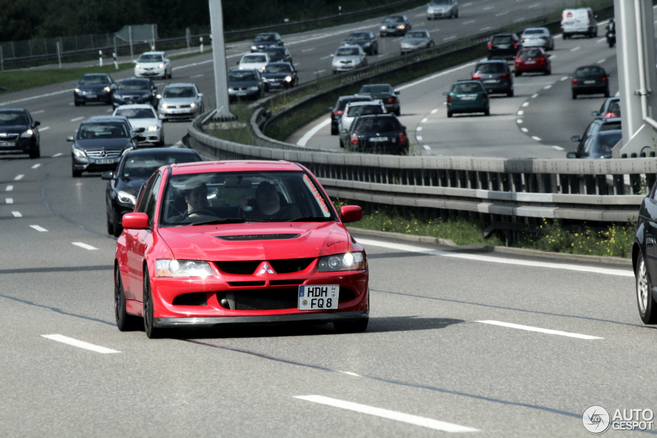 Mitsubishi Lancer Evolution VIII MR FQ