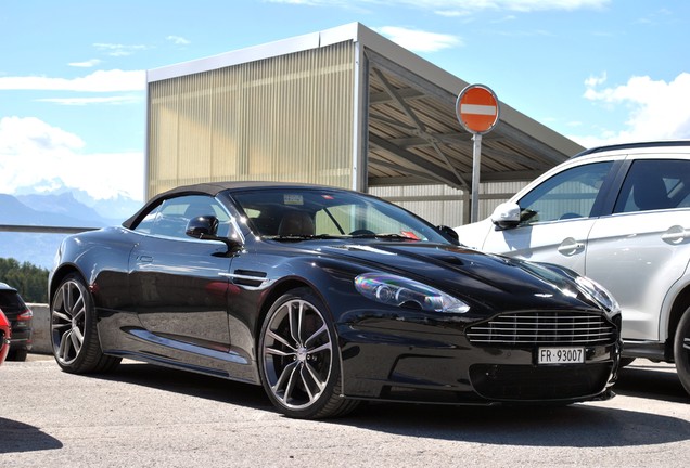 Aston Martin DBS Volante