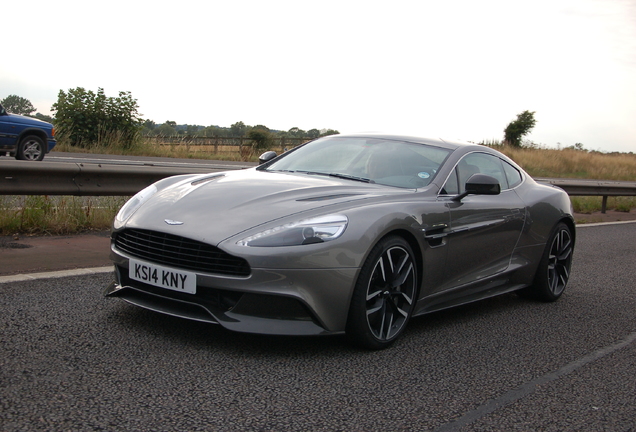 Aston Martin Vanquish 2013