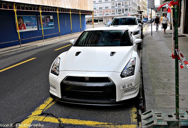 Nissan GT-R 2011