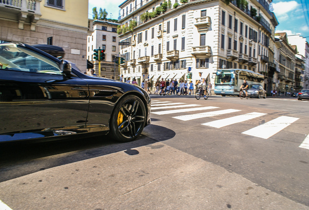 Aston Martin DB9 Volante 2013