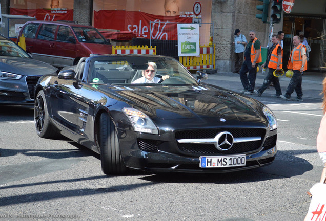 Mercedes-Benz SLS AMG Roadster